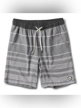 Vuori Kore Shorts, Men’s M- Lined, 8” Inseam - Grey  ⭐️Excellent